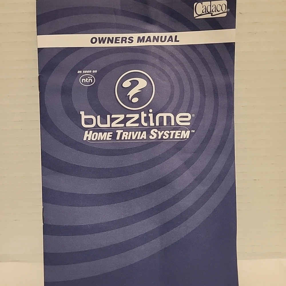 Vintage New Cadaco Buzztime Home Trivia System With Game Console & 2 Controllers